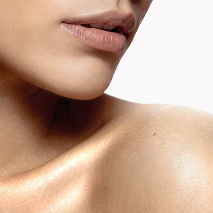 Glowmaker - Illuminating Face & Body Cream 50SPF 100ml