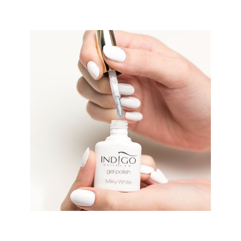 gel polish Milky white