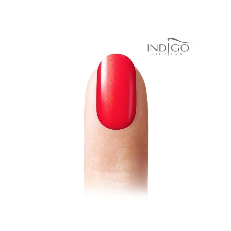 gel polish red delicious