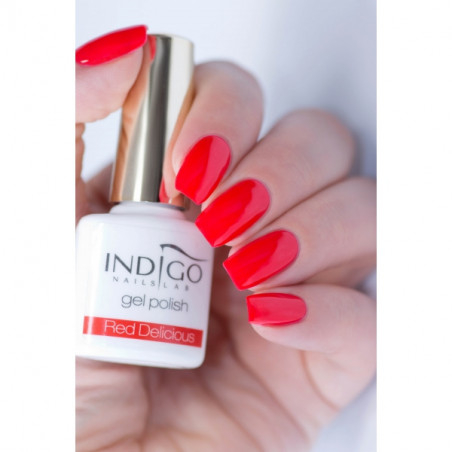 gel polish red delicious