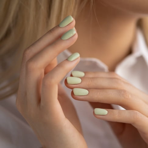 2-vernis-semi-permanent-gel-polish-blog-chacha-matcha