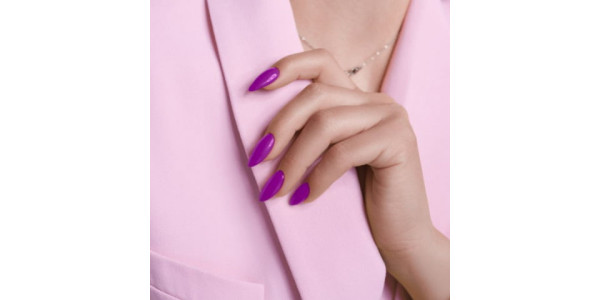 Comment réussir une pose de vernis semi-permanent qui tient 3 semaines en instit
